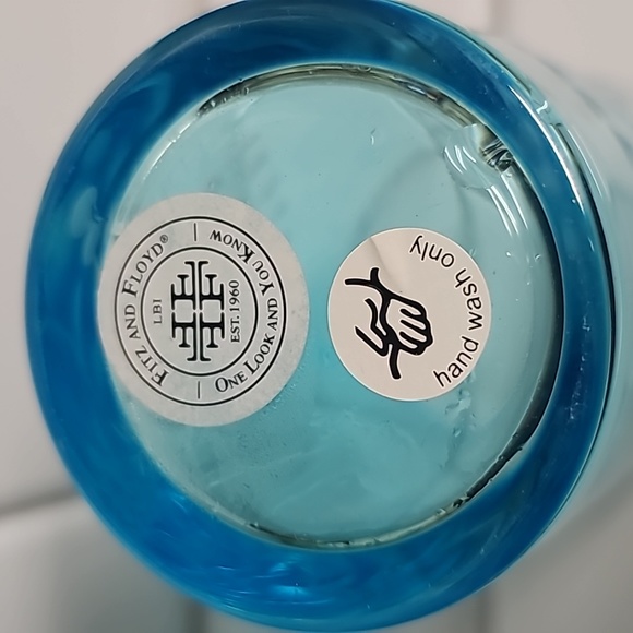 Set of 4 Fitz and Floyd Blue Etched Glasses - Picture 4 of 4